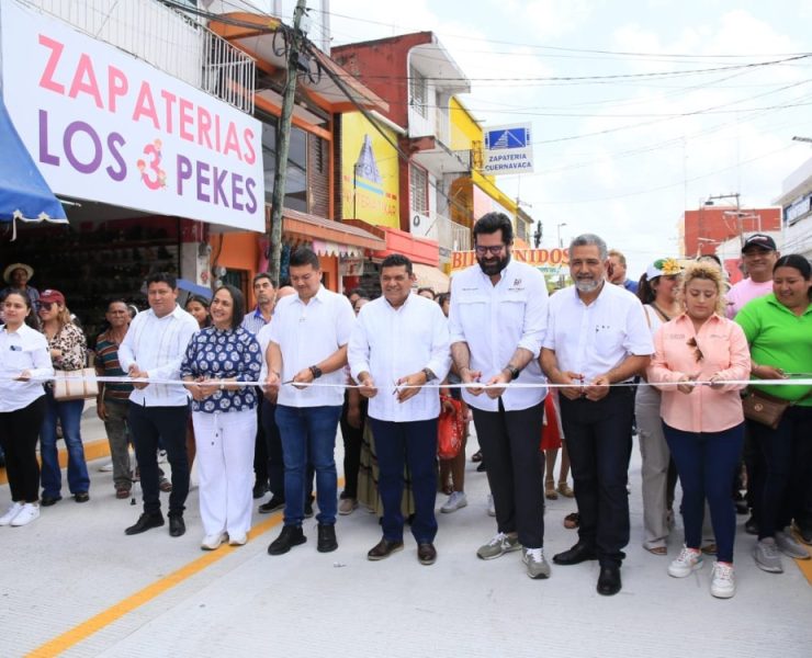 Invierten 60 mdp en rehabilitación de caminos, calles y puentes en Comalcalco