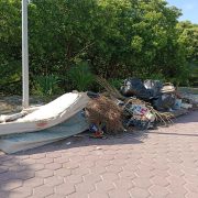 Basura en manglares y arroyos por falta de educación ambiental