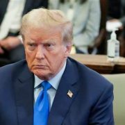 Estados Unidos quiere tomar control de Ucrania al menos en parte