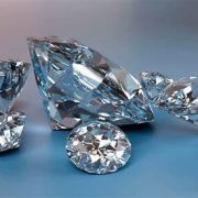 Científicos crean un diamante más duro que los naturales