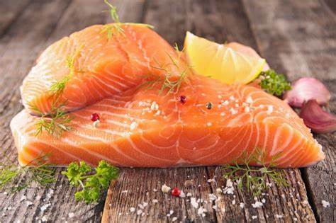 Salmón: colágeno para tus encías