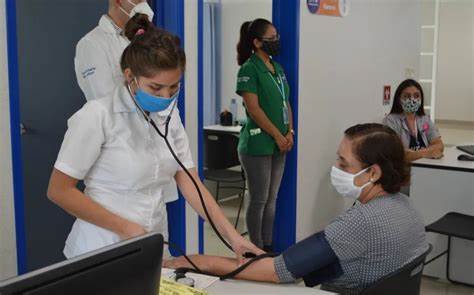 4. Sector Salud: Un Trabajo con Alta Carga Emocional