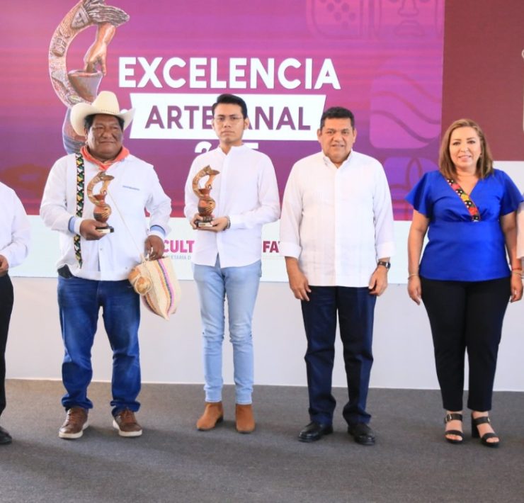 Otorgan premios a la excelencia artesanal en Tabasco