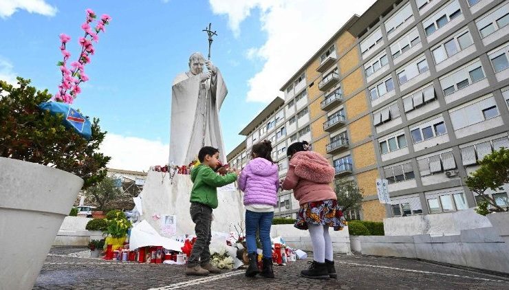 El papa Francisco: un llamado a la esperanza en medio de la enfermedad