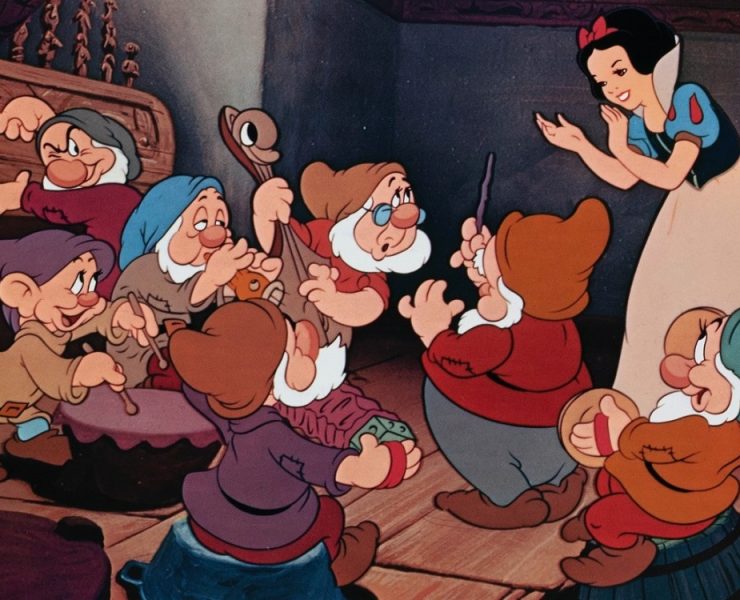 El hijo del director de ‘Blancanieves’ arremete contra el live-action