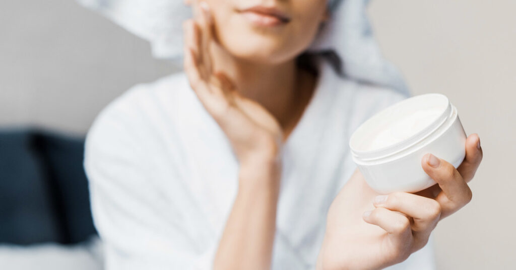 Beneficios y características de la crema humectante Dove