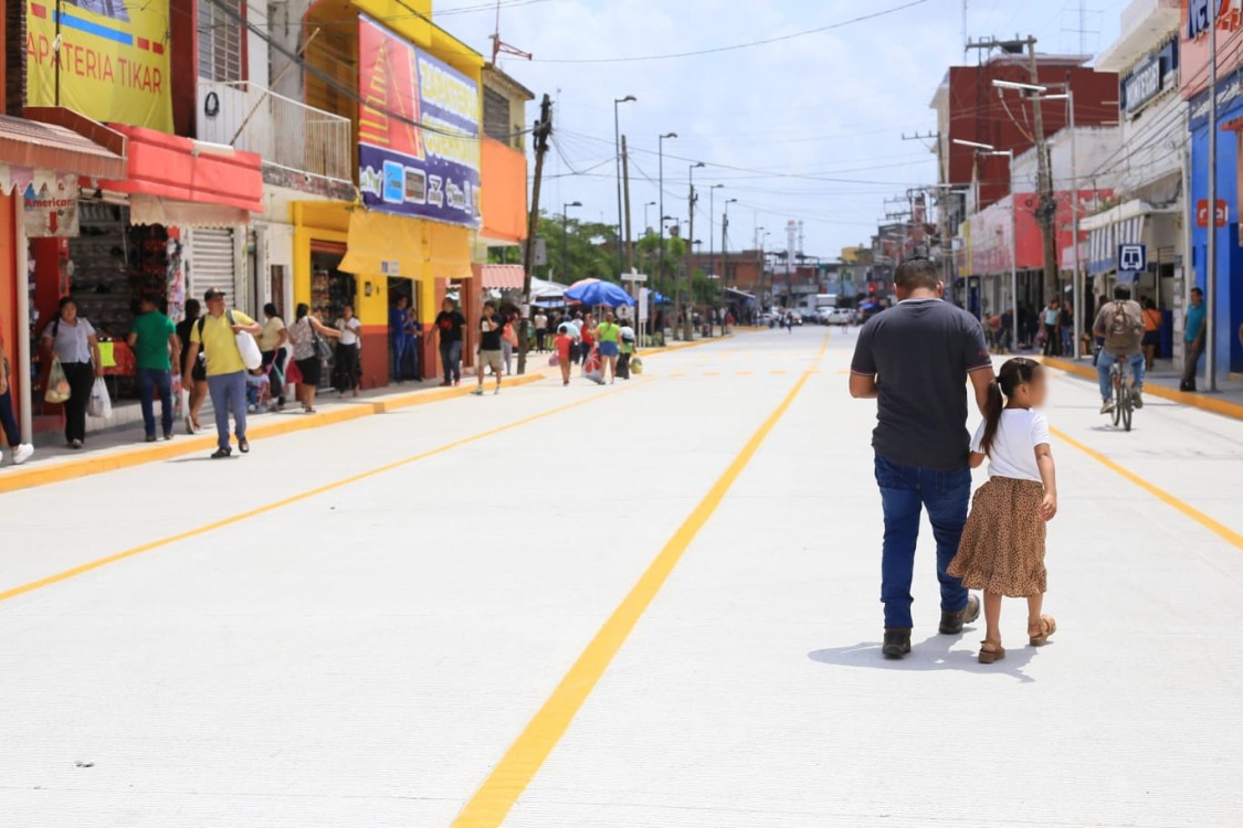 Rehabilitación de caminos, calles y puentes en Comalcalco