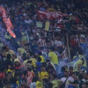 Reportero deportivo fue agredido con arma blanca tras el Clásico Nacional