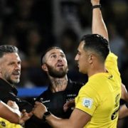 Sergio Ramos recibió su primera tarjeta roja en la Liga MX