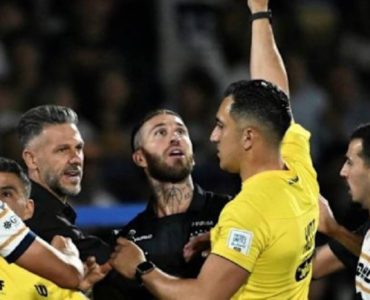 Sergio Ramos recibió su primera tarjeta roja en la Liga MX