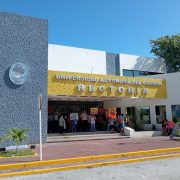 Desertan de la Unacar del 10 al 15% de la matrícula estudiantil