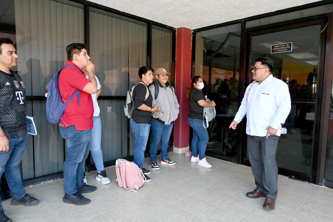 El 11 de abril debe concluir la reconstrucción de la carretera de la Península de Atasta