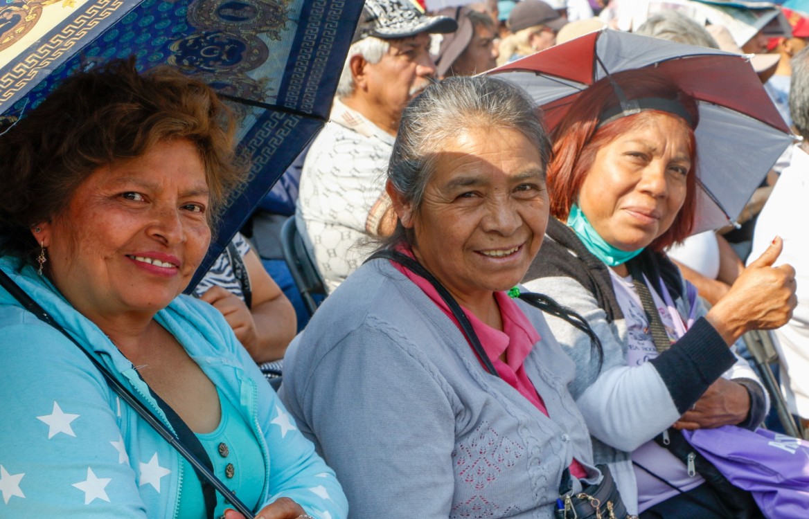 Clara Brugada impulsa el bienestar social con la entrega del Ingreso Ciudadano Universal