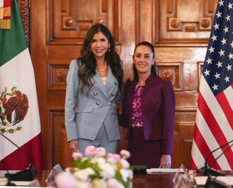 Sheinbaum y Noem refuerzan cooperación en seguridad y migración en su primer encuentro oficial