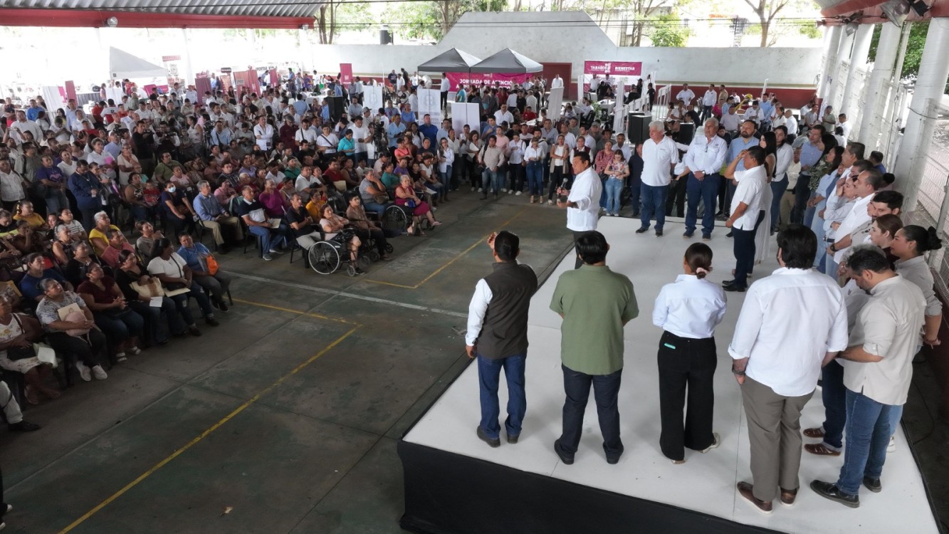 cancha techada del fraccionamiento Pomoca