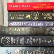 ¿Qué es el 'Romantasy'? ¡El Subgénero que Conquista a Todos!