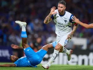 Con otro cabezazo, el defensa español Sergio Ramos, consiguió su segundo gol en Liga Mx con Monterrey.