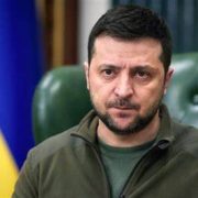 Zelenski listo para negociar según Trump. Esto por una carta