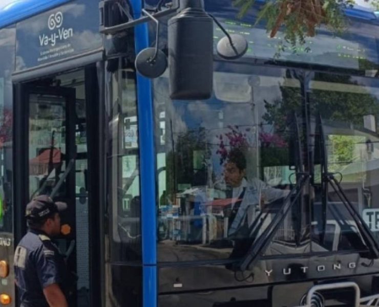 ¡Unidad de Va y Ven secuestrada en Yucatán! Pasajeros vivieron momentos de terror