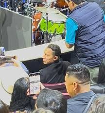 Andrés Guardado acudió al concierto de Josi Cuen y Jorge Medina, en el Palenque de la Feria de San Marcos.