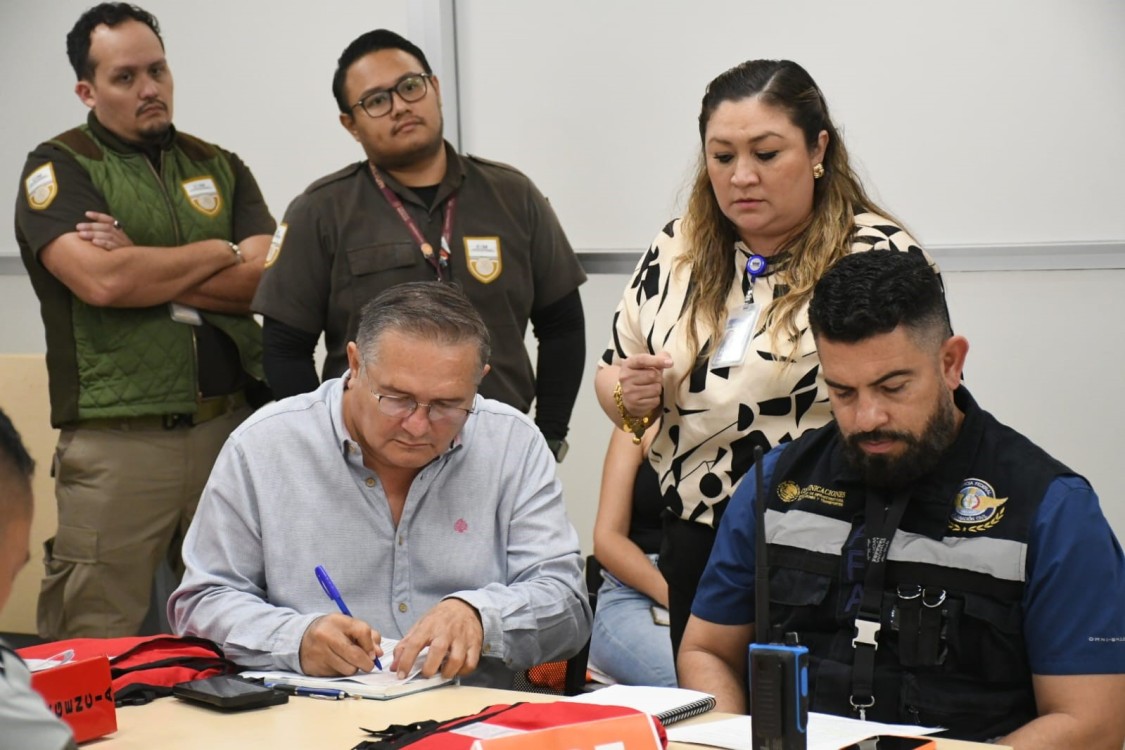 Aeropuerto Internacional de Mérida realizó un impactante simulacro de emergencia de Gabinete en el marco del Simulacro Nacional 2025