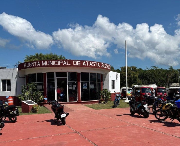 Atastecos se sienten decepcionados del gobierno de Layda Sansores