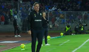 Berizzo expresó su molestia por el silencio de la Federación Mexicana de Fútbol, en medio de la polémica por la exclusión del León y el fuerte mensaje a la FIFA.