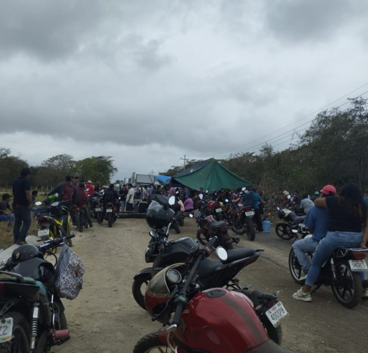 Más de 80 horas de bloqueo carretero en Atasta