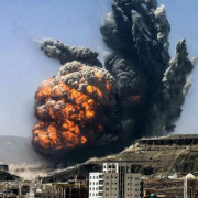 Estados Unidos intensifica bombardeos en Yemen: lo que los medios no te cuentan