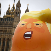 El Reino Unido hace protesta masiva: Impactante reacción contra Trump