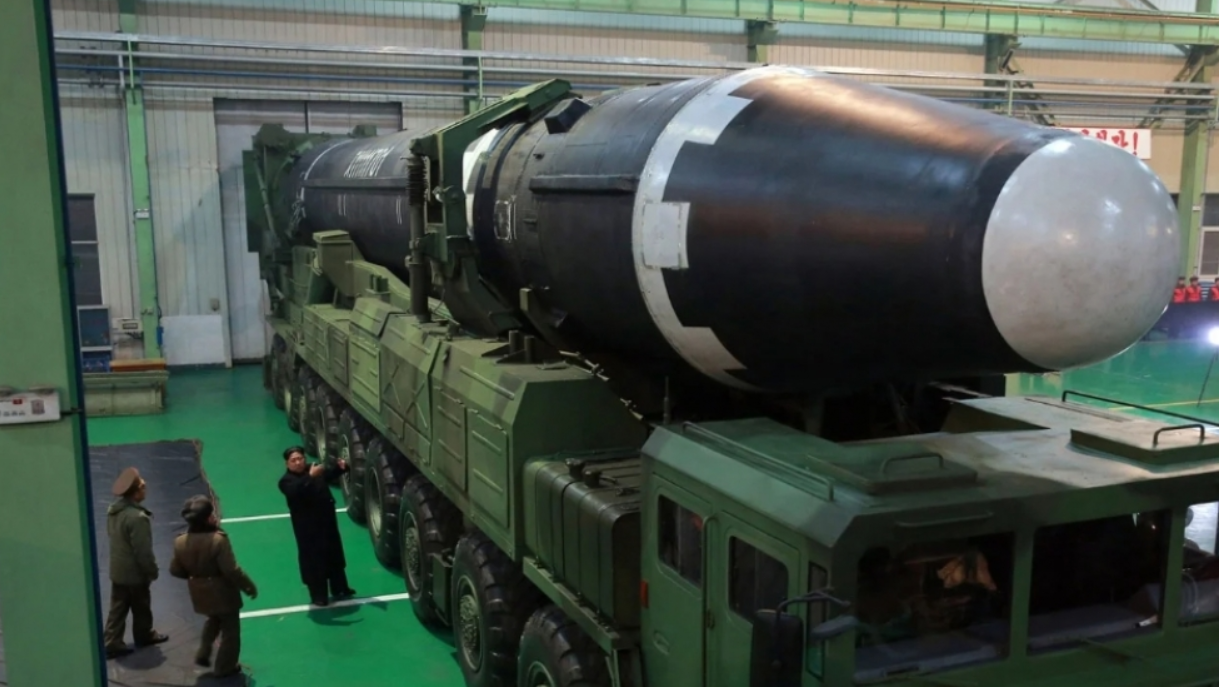 Kiev en crisis tras el ataque con misil norcoreano