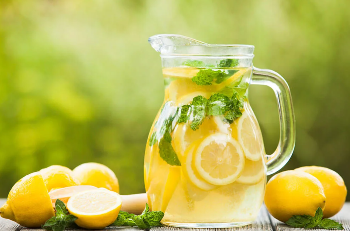 ¿Cómo tomar jugo de limón para cuidar tus riñones?