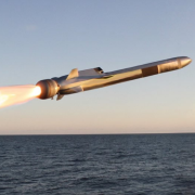 EEUU le da misiles a Filipinas y enciende tensiones en Asia