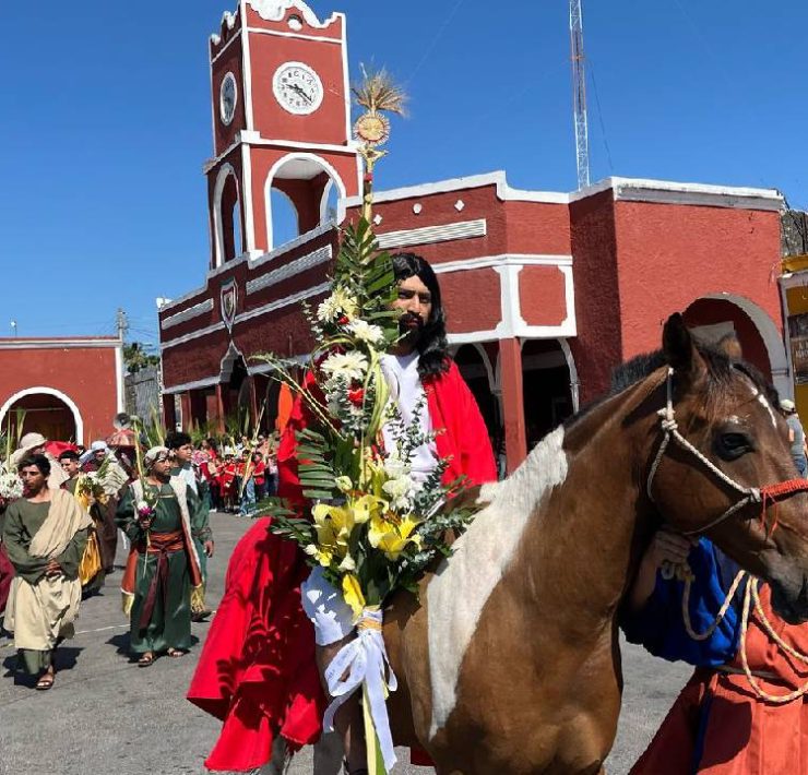 Celebraron el domingo de Ramos en Baca emotiva procesión impacta a cientos