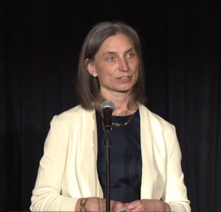 Congresista demócrata viajará a El Salvador