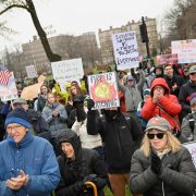 Crece el repudio a Trump