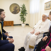 El Papa Francisco se reúne con JD Vance