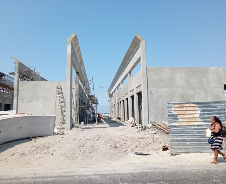 Artesanos desconocen la fecha en que concluirá el mercado de artesanías