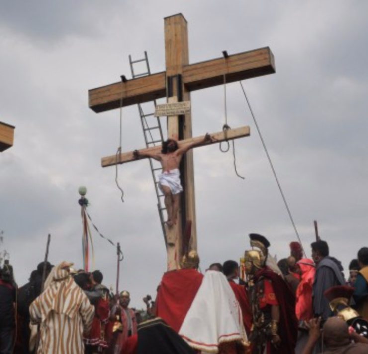 Comunidad, fe y tradición: Iztapalapa se une en la 182 Representación de la Pasión de Cristo