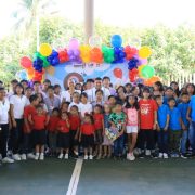 Javier May refrenda compromiso con la niñez