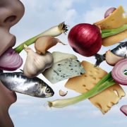 ¿Por qué surge el mal aliento? La respuesta que necesitas saber