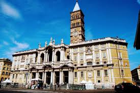 Vista exterior de la Basílica de Santa María la Mayor en Roma, el lugar elegido por el papa Francisco para su sepultura, rompiendo con una tradición de más de un siglo.