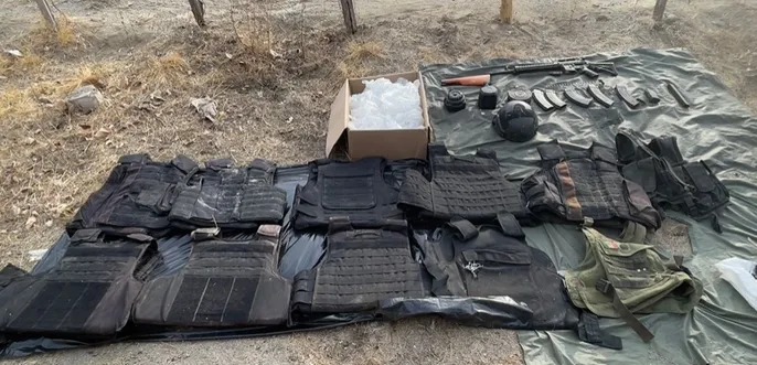 Se detuvo a cinco personas