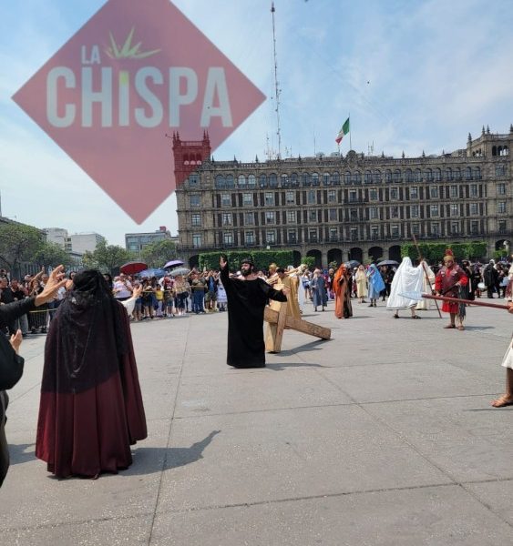 Conmemoran 500 años de la primera Semana Santa en México con representación teatral en el Zócalo capitalino