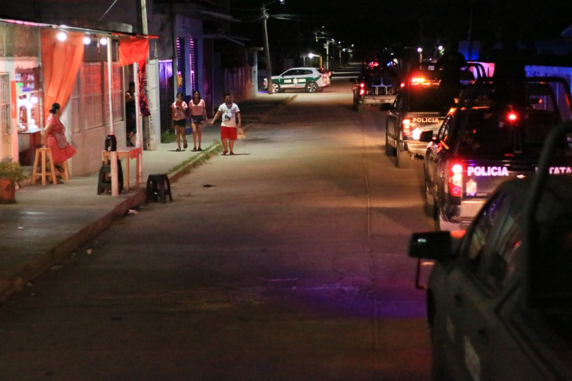 caravana de patrullas municipales