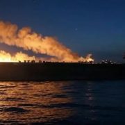 Hutíes bombardean un portaaviones: El ataque que sacudió al mundo