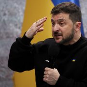 Zelenski llama 'escoria' a Rusia tras brutal ataque a Sumy