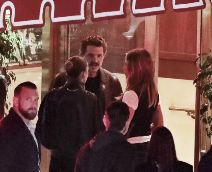 Jennifer Aniston y Pedro Pascal