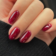 Teoría de las uñas rojas