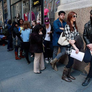 Does fashion anticipate an economic recession?